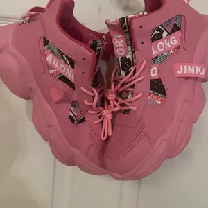 Sporty Pink Women's Athletic Sneakers thumbnail 3