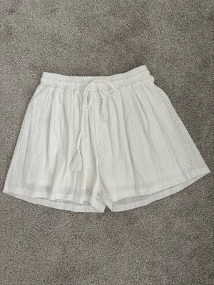 BCBGeneration White Eyelet Shorts thumbnail 2