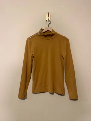 J.Crew Turtleneck Perfect-Fit Ribbed Turtleneck with Jewel Buttons Size Medium thumbnail 2