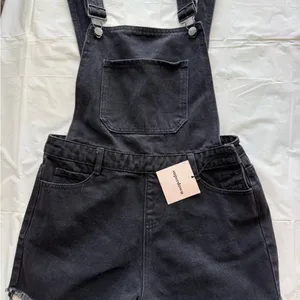 superdown‎ Charcoal Denim Overall Shorts thumbnail 1