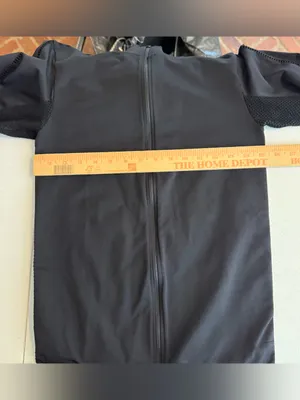 Varley Poinsetta mesh laser cut Black Jacket Size L/XL‎ activewear gym workout thumbnail 7