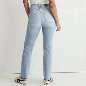 MADEWELL | Woman's Light Wash Curvy Perfect Vintage Jean, Size 25 thumbnail 8