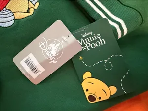 Disney Winnie the Pooh Sweatshirt Vintage Style thumbnail 3