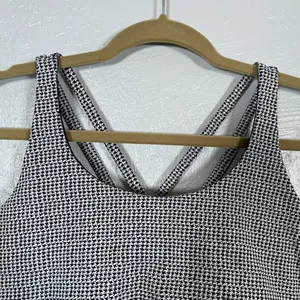 Lululemon Women 12 White Black Houndstooth Energy Sports Bra Athletic Workout thumbnail 3