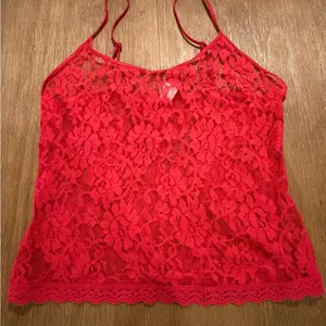 Victoria's Secret Y2K 2001 Scarlet Lace Camisole size small thumbnail 1