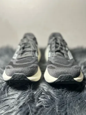 New Balance Gray Fresh Foam Running Sneakers Size 9.5 W / 8 Men’s thumbnail 5