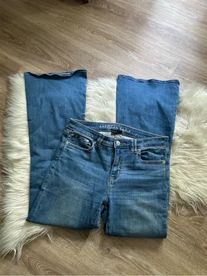 AMERICAN EAGLE Low Rise Flare Jean thumbnail 3
