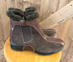 Söfft Women’s Size 7M Brown Leather Suede Shearling Lined Ankle Boots thumbnail 1