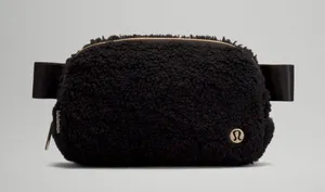 Lululemon Everywhere Fleece Belt Bag thumbnail 1