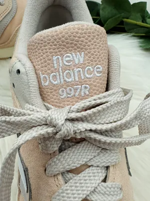 New Balance 997R Sneakers in Light Peach, Size 9.5/EU 41.5 thumbnail 10