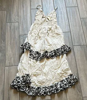 Abercrombie & Fitch White and Black Floral Dress thumbnail 5