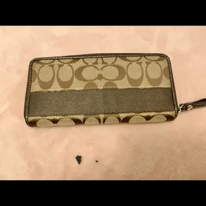 Coach Wallet thumbnail 2