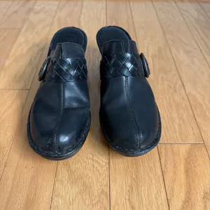 Born Leather Mules Clogs Woven Accent Comfortable Shoes‎ Size 10M Black thumbnail 2