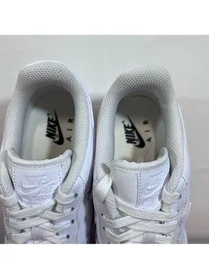 Nike NEW Women's Air Force 1 ‘07 SE Triple White Pearl Shoe Size 8.5 #B1236A thumbnail 9