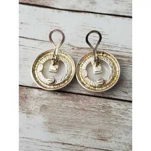 Vintage Premier Clip On Earrings Faux Pearl with Gold Tone Circle thumbnail 4