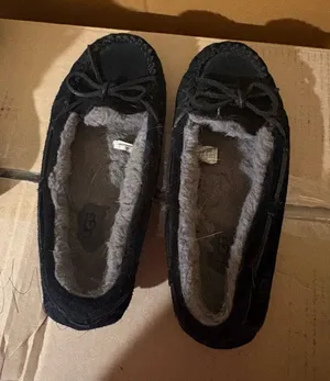 UGG Moccasin Slippers thumbnail 1