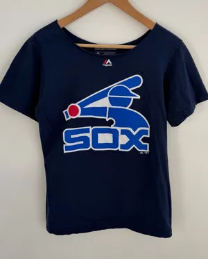 Chicago White Sox Majestic Navy Graphic Off the Shoulder T-Shirt thumbnail 1