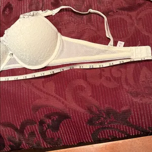 Auden Soft White Lace Bra Size 34B thumbnail 4