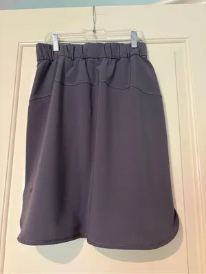 Lululemon Athletic Knee-Length Tennis Skirt Size 4 thumbnail 2