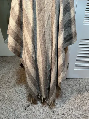 Vintage Women's Shawl Poncho Tan Brown Stripes Fringe Wool Blanket Tie Neck Boho thumbnail 7