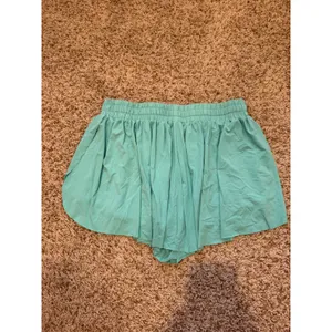GB Women Aqua Blue Smocked Waist Athletic Flowy Skort Shorts Size L thumbnail 4
