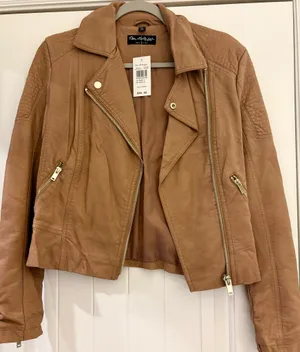 Leather jacket thumbnail 2