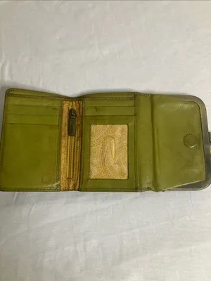HOBO Olive-Toned Green Leather Kiss-Lock Wallet thumbnail 5