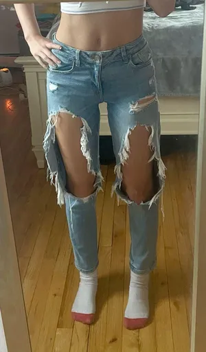 Garage Jeans Ripped Girlfriend light wash thumbnail 1