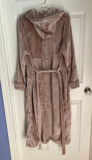 Brand New Bathrobe Pink thumbnail 2