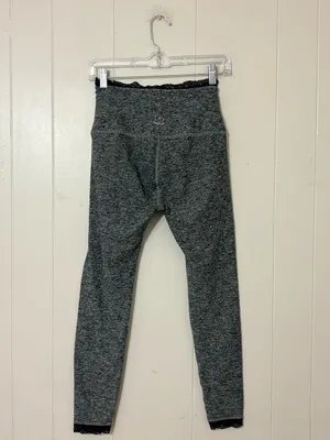 Beyond Yoga Heather Gray Black Lace Trim High Rise Leggings Size M thumbnail 6