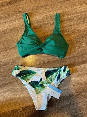 Cupshe Emerald Leafy Swimsuit thumbnail 1