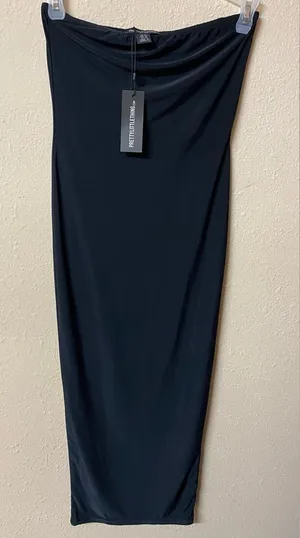Pretty Little Thing Petite 00 Bandeau Black Maxi Dress NWT 💞 thumbnail 2