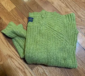 American Eagle Outfitters Sweater thumbnail 1