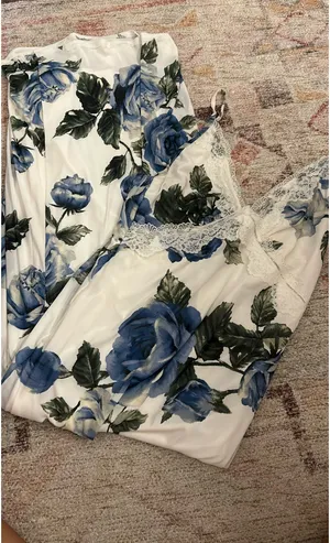 flowery dress with lace top thumbnail 2