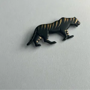 Vintage Tiger Panther Pin Brooch for shirt or scarf. Black Gold thumbnail 4