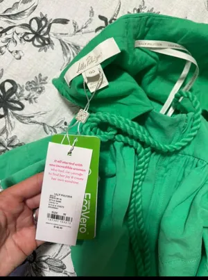 Lilly Pulitzer top thumbnail 2