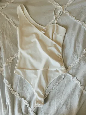 Vestique White Bodysuit thumbnail 1