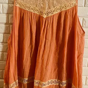 Umgee women’s blouse opening on back medium p1 thumbnail 4