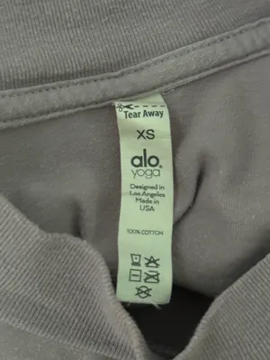 Alo Yoga Kick It Crop T-Shirt in Lavender Haze thumbnail 5