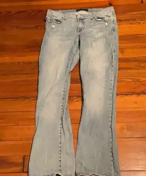 Rock & Republic Kasandra Embellished Light-Wash Flare Jeans Sz. 12 thumbnail 1