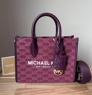 Michael Kors Purse thumbnail 1