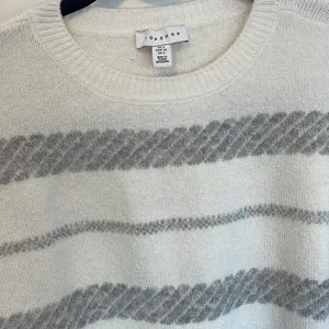 Topshop sweater white grey striped women’s size 2 thumbnail 3