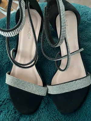 TOP Moda Black Heeled Sandals with Silver Rhinestone Straps thumbnail 7