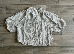 H&M White Puff-Sleeve Floral Blouse thumbnail 1