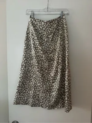 Vestique Gray and Cream Leopard Print A-Line Silk Skirt Size Small thumbnail 5