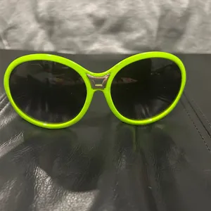 Lime Green Oversized Sunglasses thumbnail 2