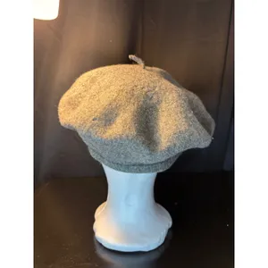 Betmar‎ New York Wool Beret Gray 100% Pure New Wool Hat K512 RN 29219 thumbnail 4