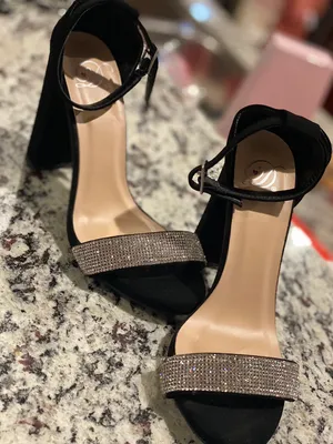 Black Heels With rhinestones Size 6.5 thumbnail 4
