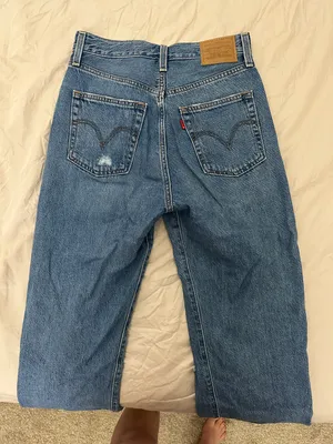 Levi’s Ribcage Straight Ankle Jeans thumbnail 4