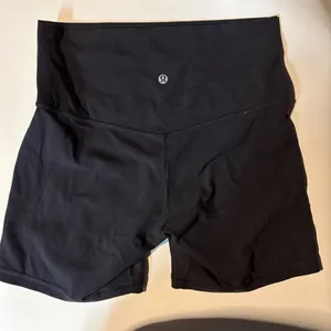 Lululemon Align Short *6" Black  thumbnail 2